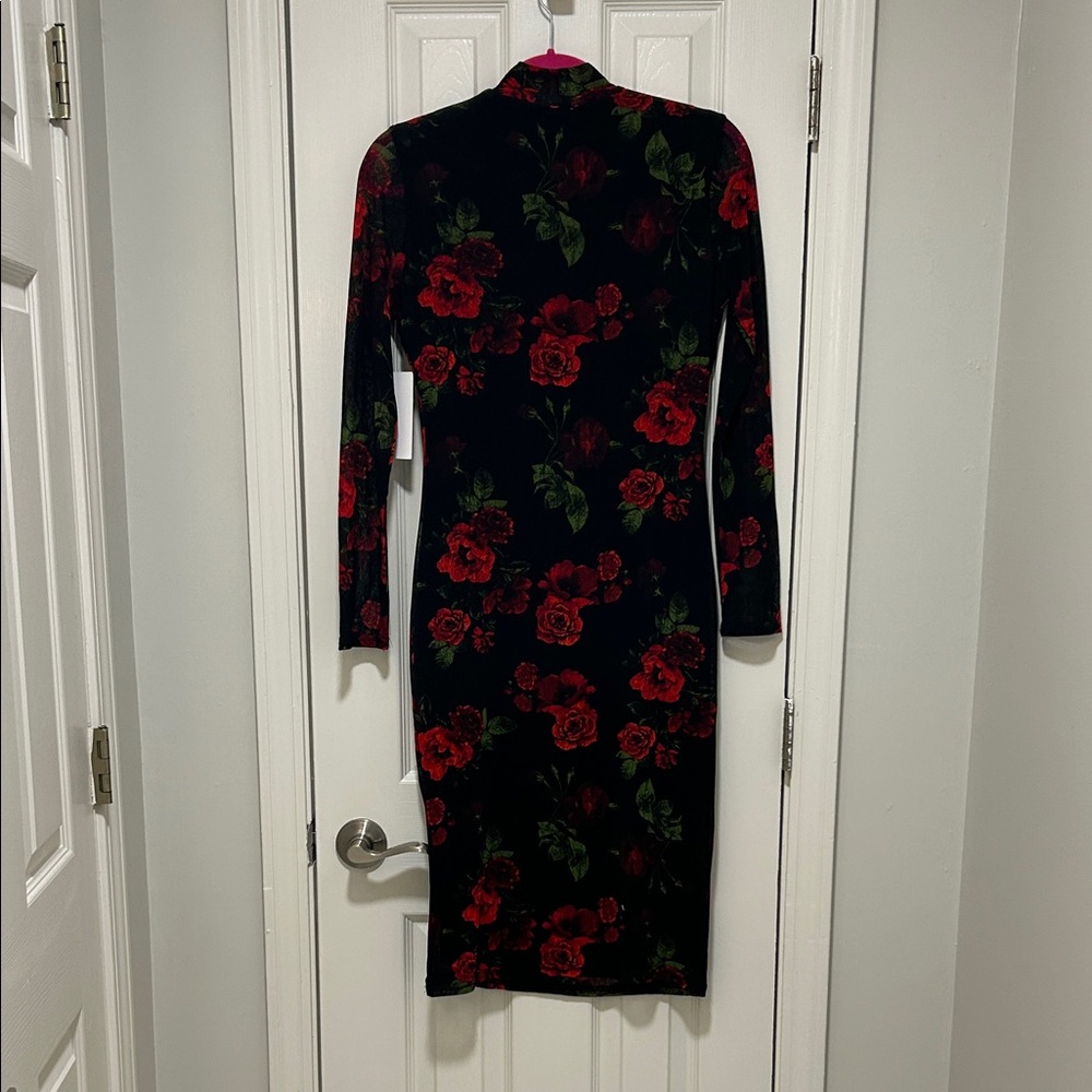 Siren Lily Black Dress with Red Rose Print - Picture 4 of 8